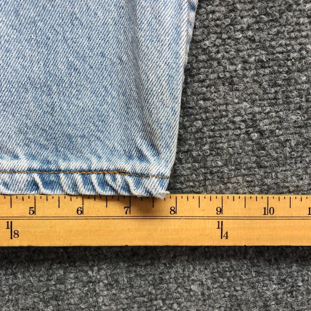 Vintage Levis 550 Relaxed Fit Jeans Mens 36x32 Light Wash Denim Made in USA 90s